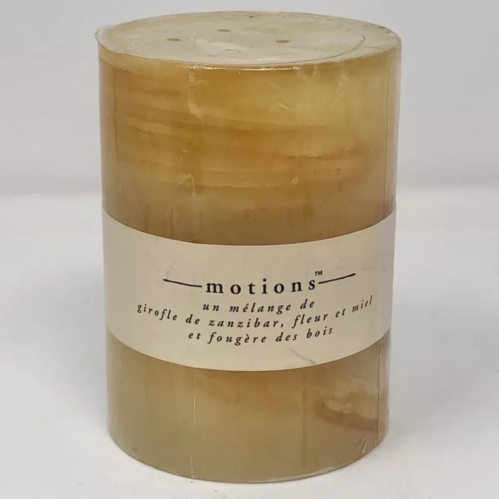 Pier 1 Imports Motions 3x4 Pillar Candle Clove Honeyflower & Riverfern Scent NEW